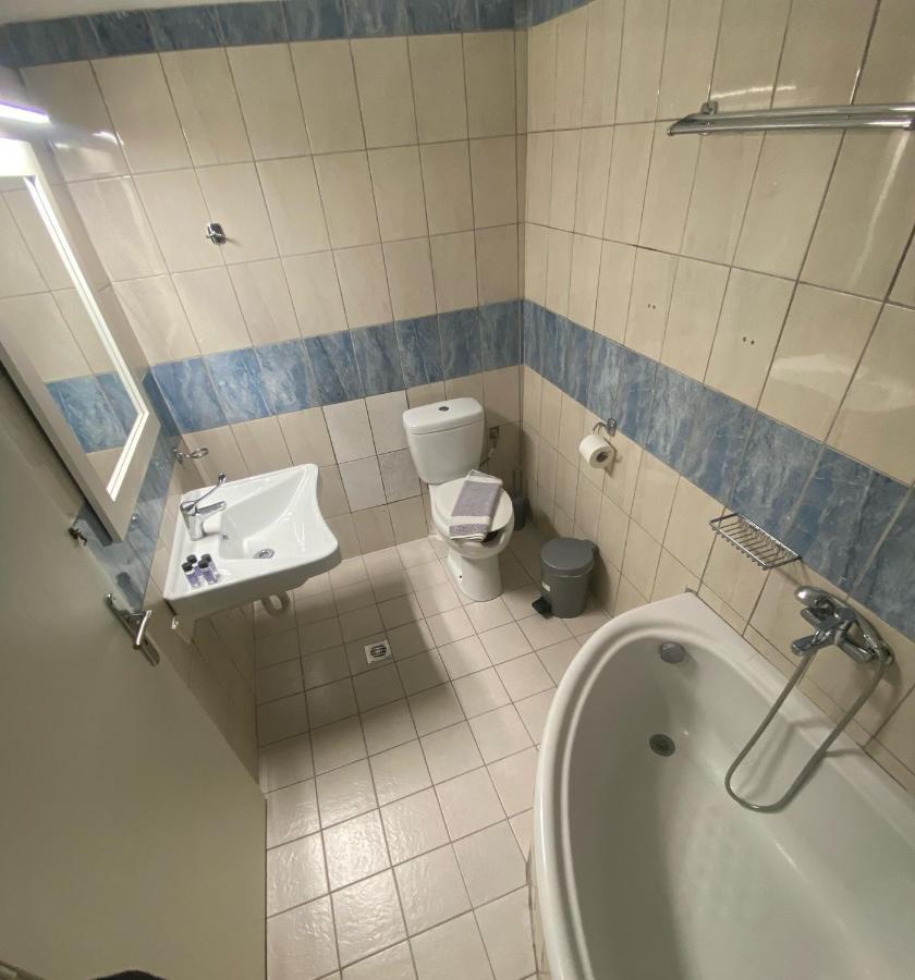 Paradosi Rooms Igoumenitsa Exterior photo
