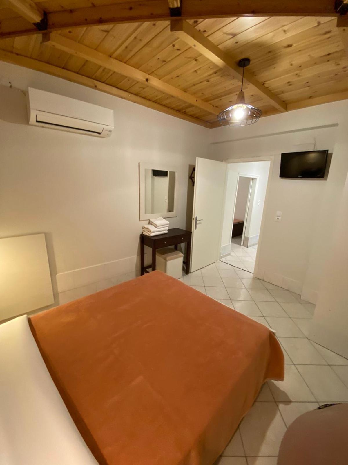 Paradosi Rooms Igoumenitsa Exterior photo