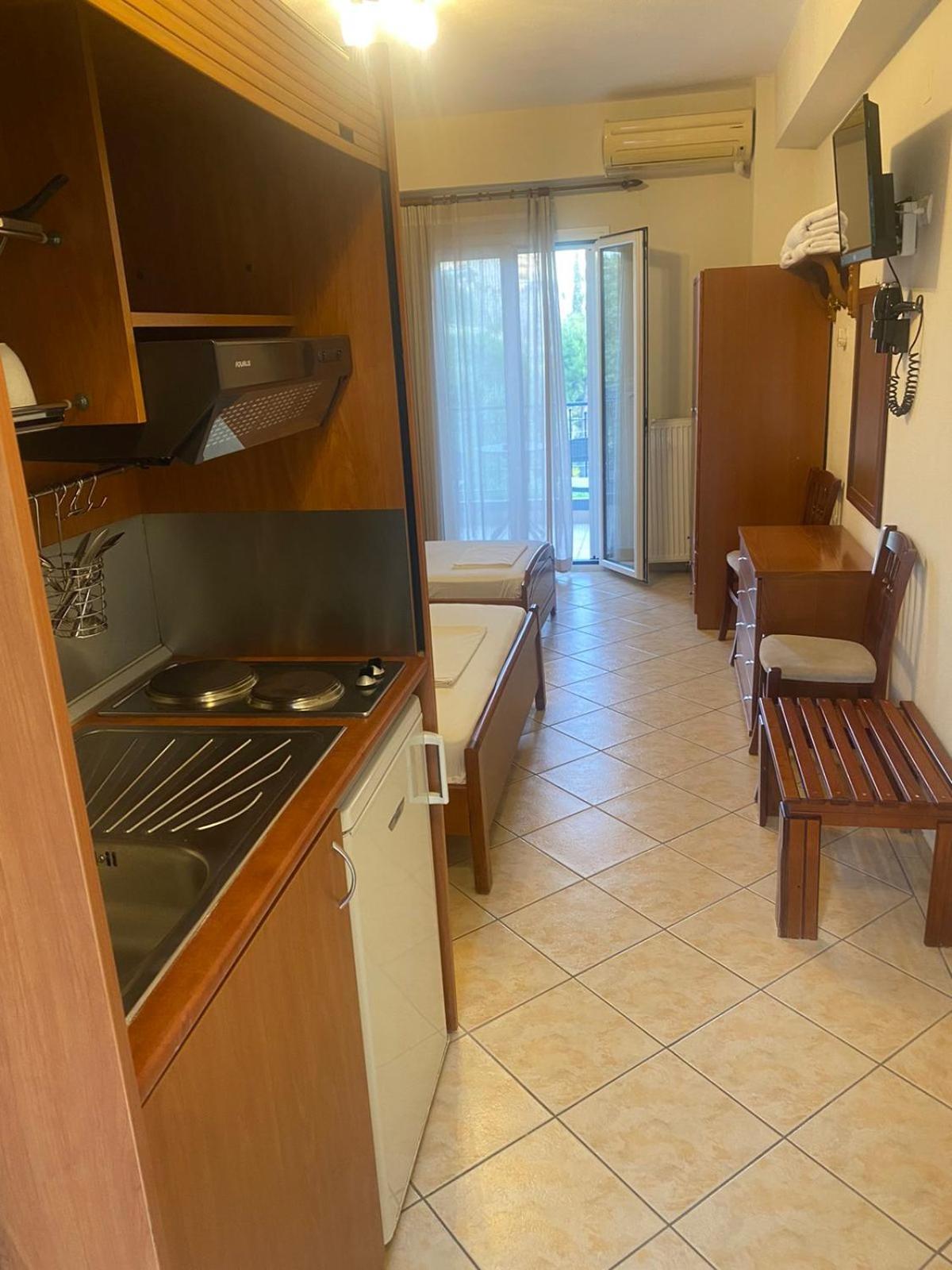 Paradosi Rooms Igoumenitsa Exterior photo